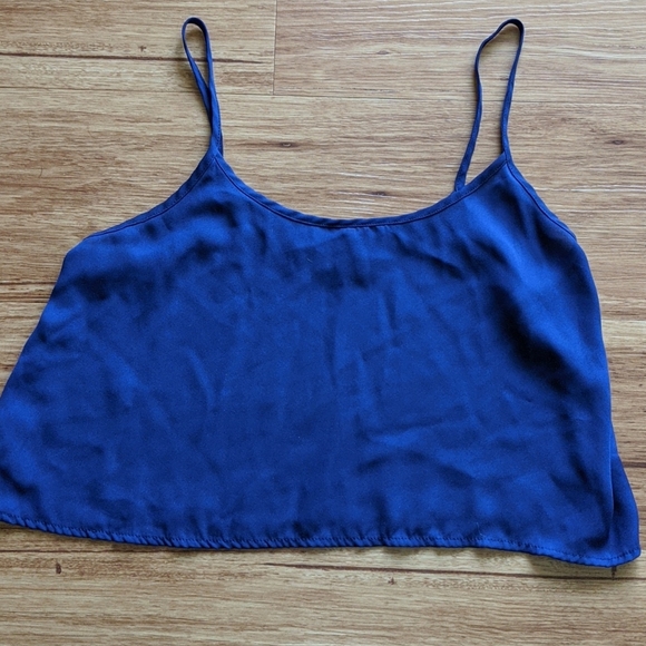 Cropped tank - Picture 1 of 1